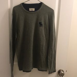 $7 Abercrombie long sleeve tee?! Impossible!